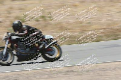 media/Apr-20-2025-AHRMA (Sun) [[393a79c373]]/Race/Group 4/Turn 4b/